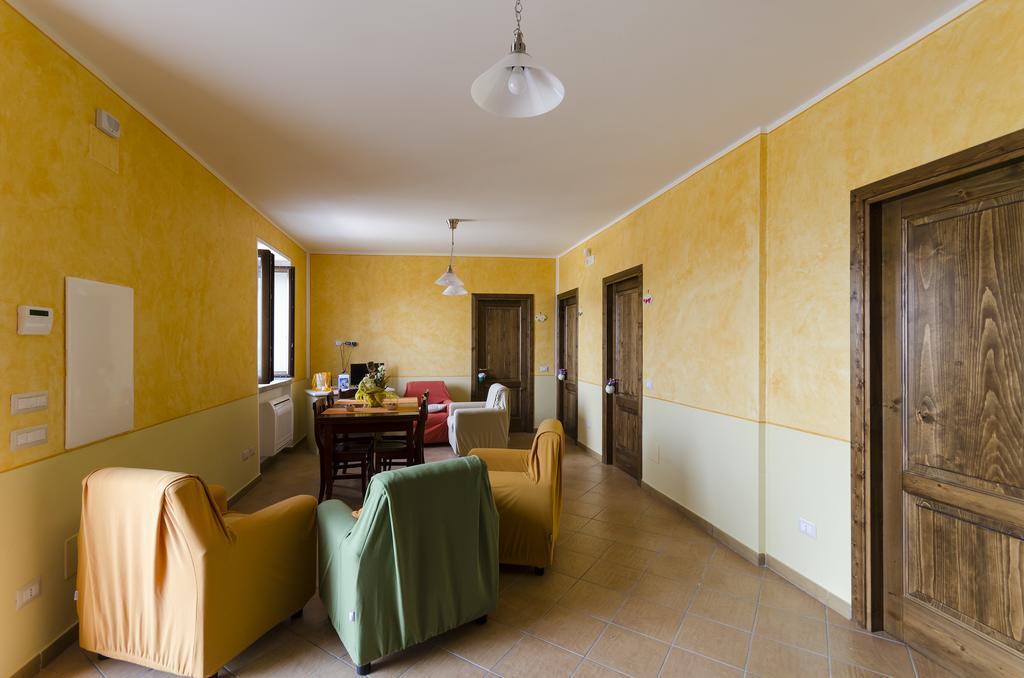 Al Casale Dei Nonni Bed & Breakfast Laureana Cilento Exterior photo