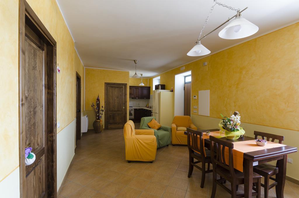Al Casale Dei Nonni Bed & Breakfast Laureana Cilento Exterior photo